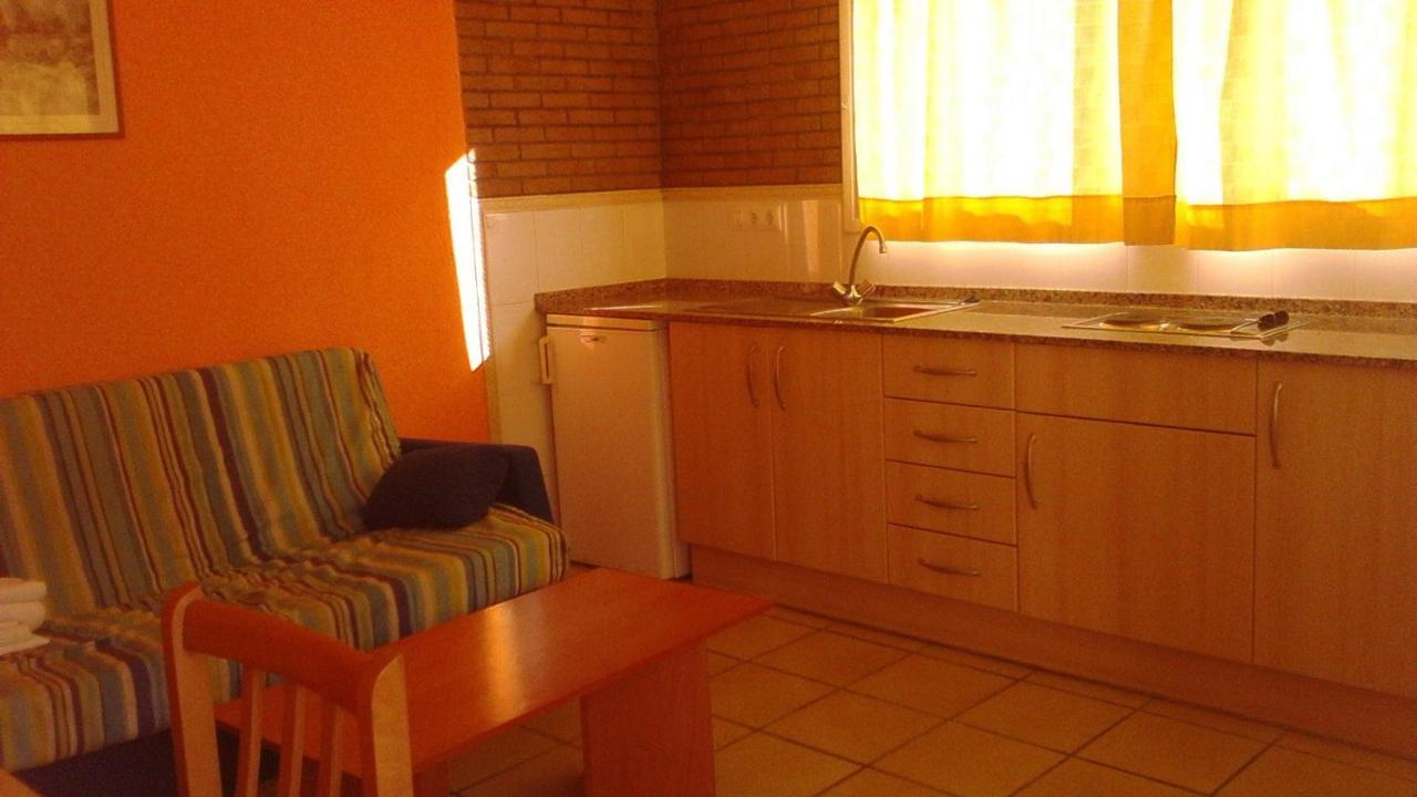 Apartamentos Famara Lloret de Mar Exteriör bild