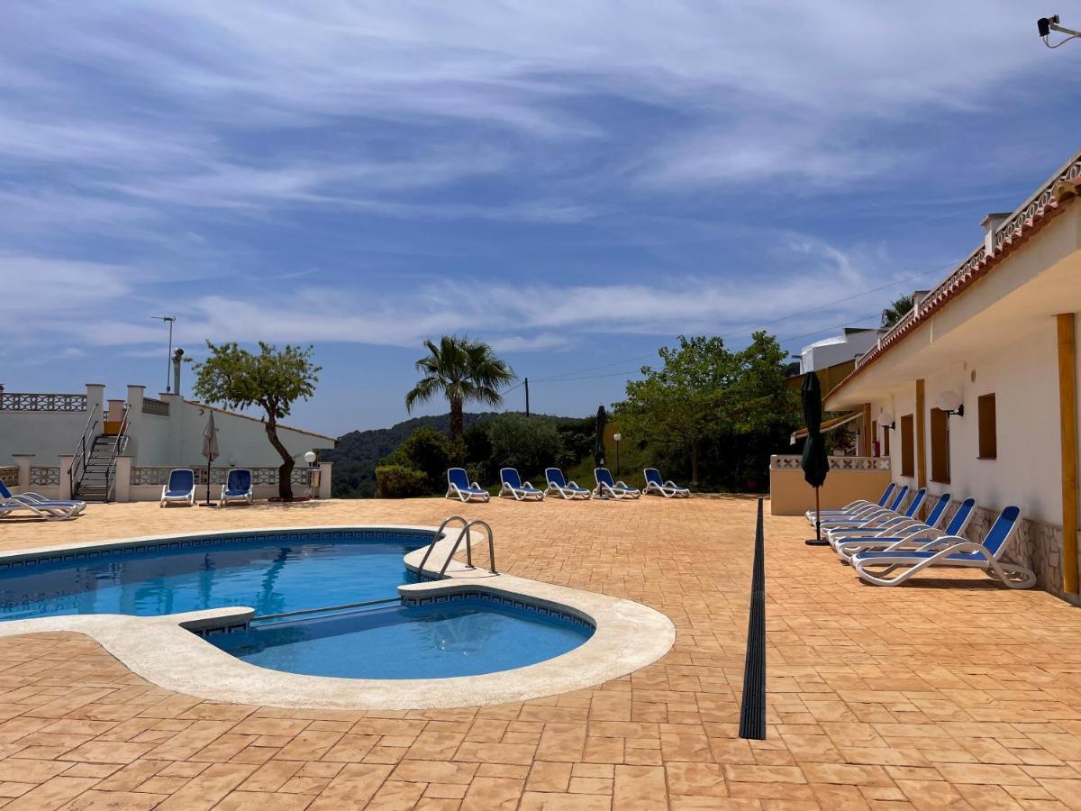 Apartamentos Famara Lloret de Mar Exteriör bild