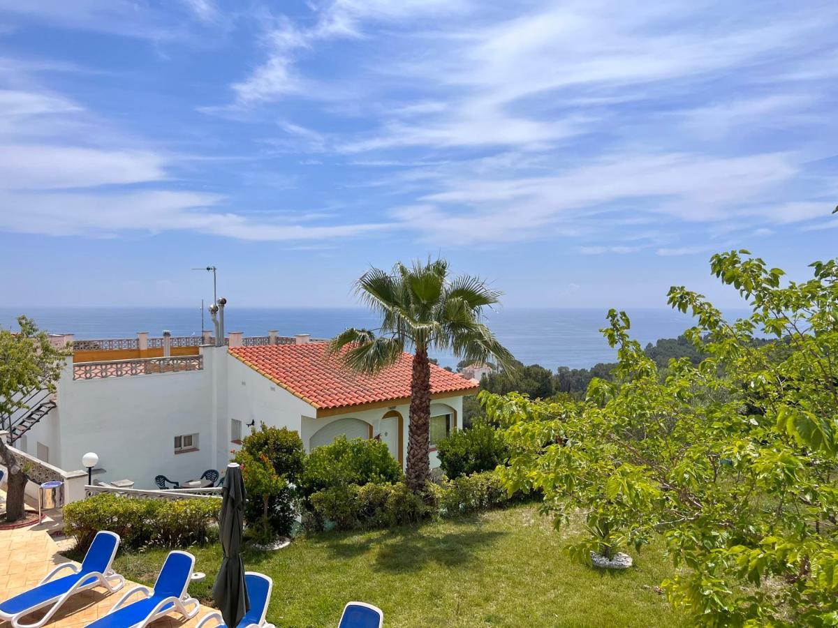 Apartamentos Famara Lloret de Mar Exteriör bild