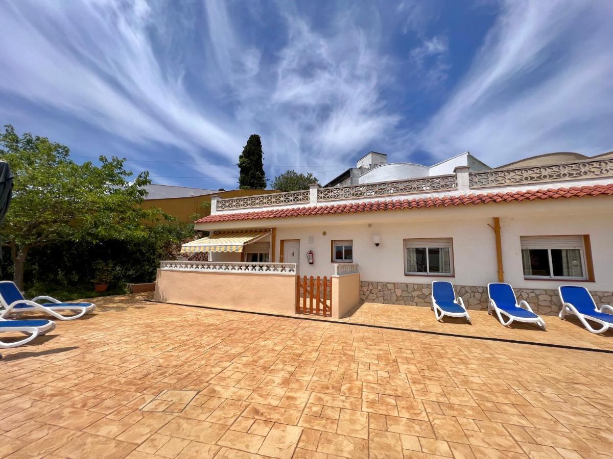 Apartamentos Famara Lloret de Mar Exteriör bild
