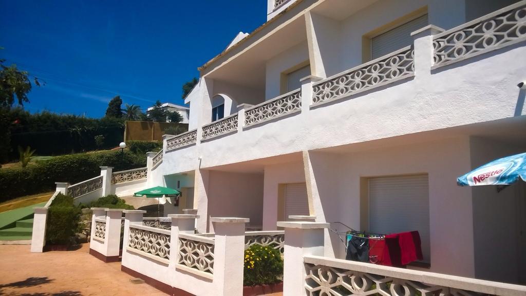Apartamentos Famara Lloret de Mar Exteriör bild